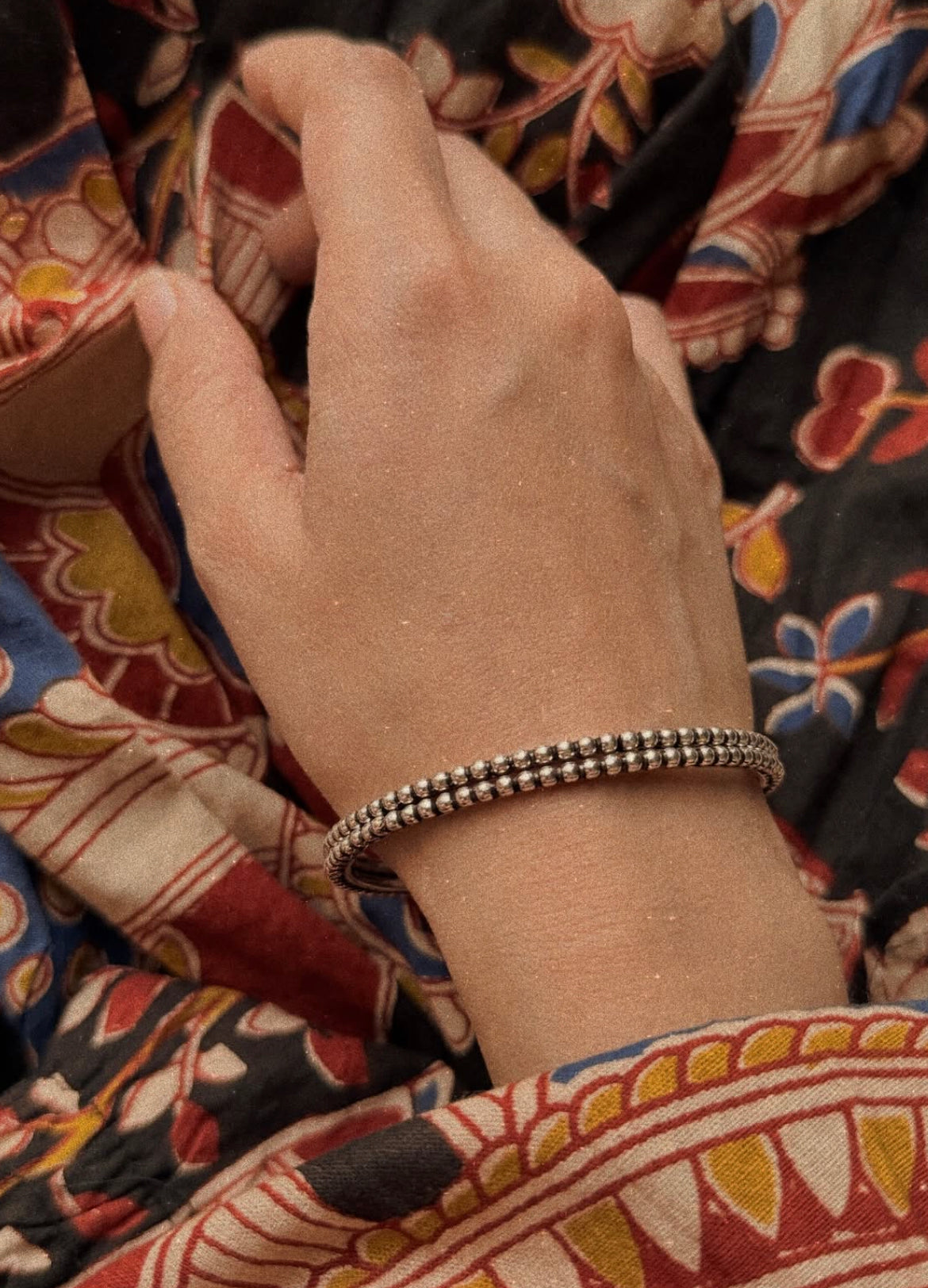 Classic antique finish 925 silver bangle for everyday wear