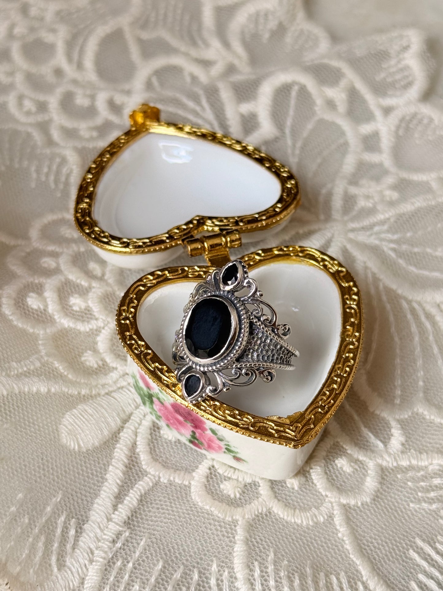 925 Sterling Silver Black Onyx Victorian Style Statement Ring