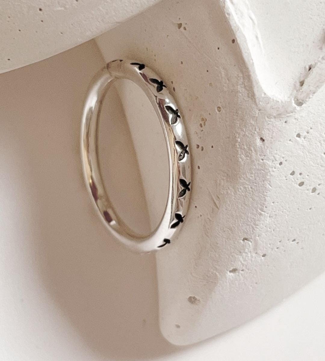 Unique Butterfly Design Engraved on Silver Band Ring