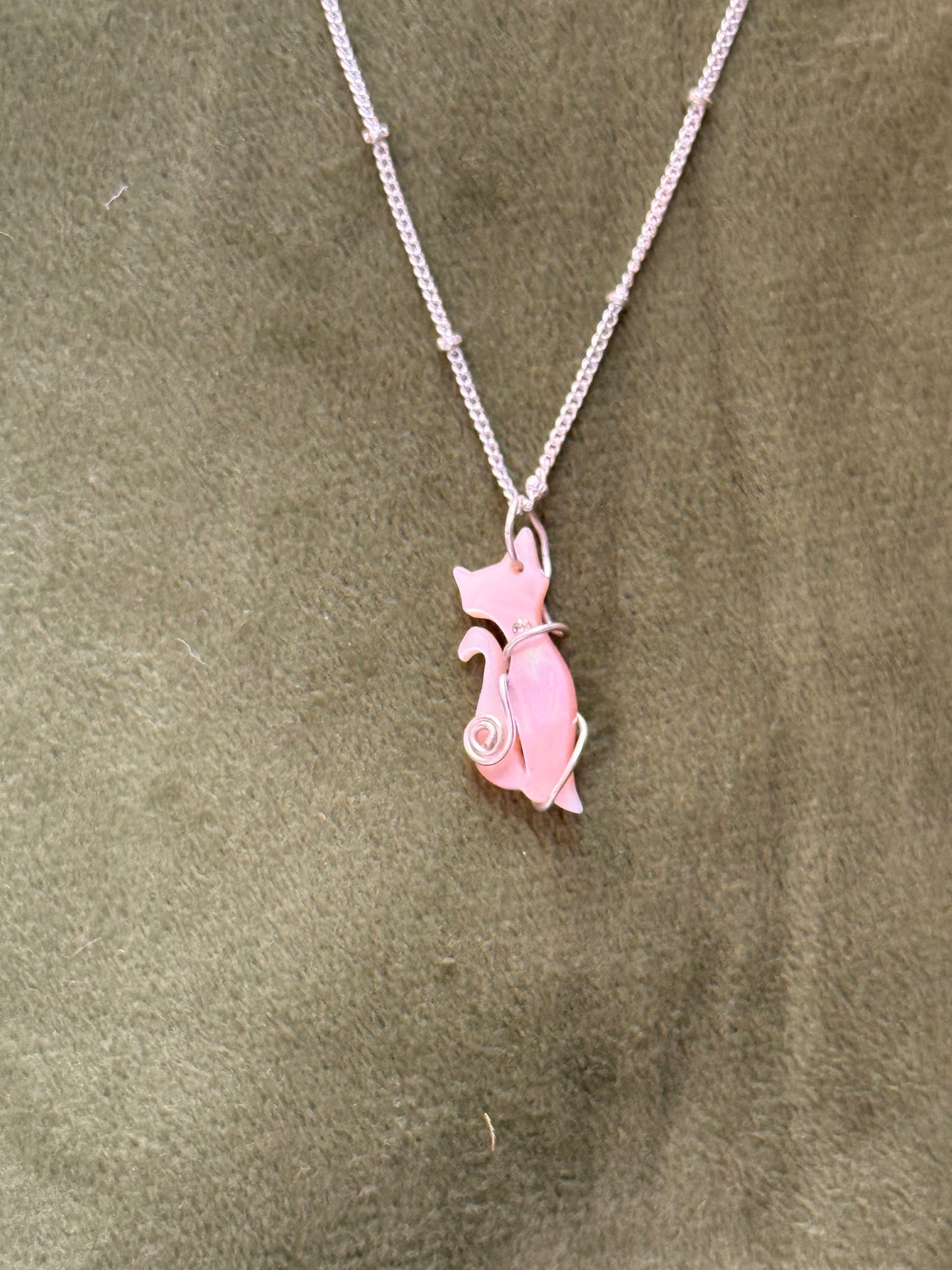925 Sterling Silver Mother of Pearl Cat Cable Dot Handcrafted Necklace