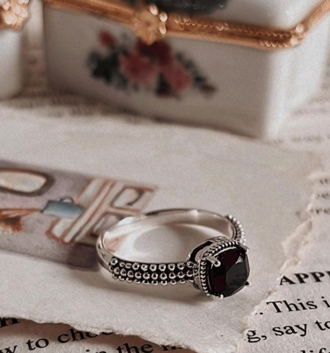 Antique Style Square Cut Black Onyx Silver Ring