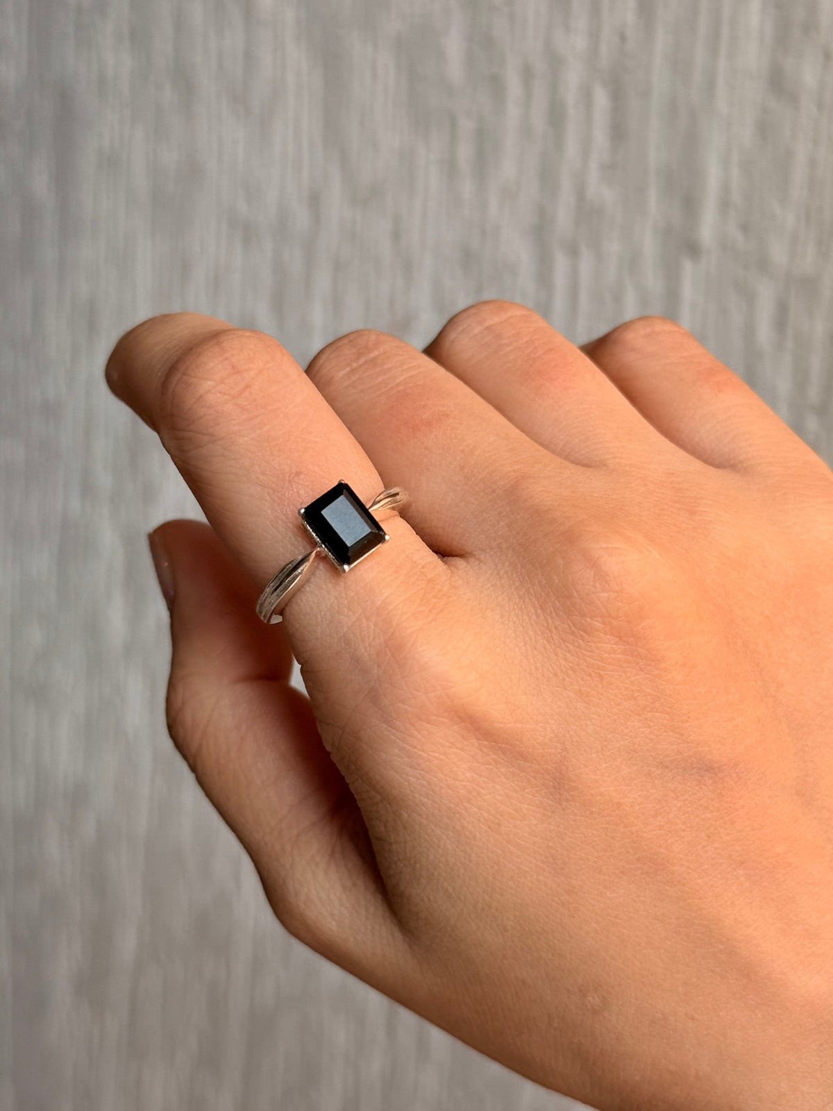925 Sterling Silver Black Onyx Rectangle Contemporary Style Ring
