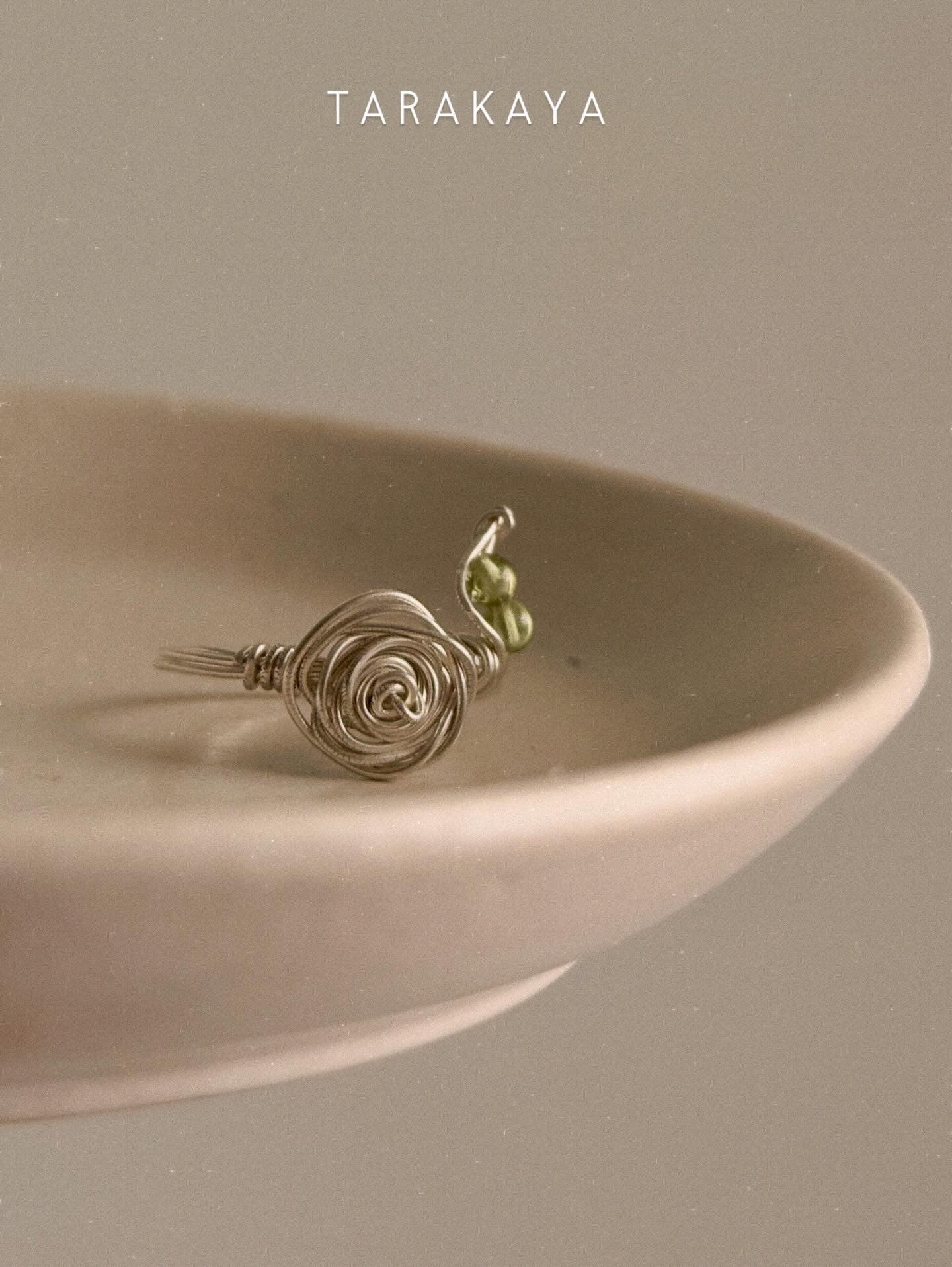 925 Sterling Silver Peridot Wire Wrapped Rose Handcrafted Ring