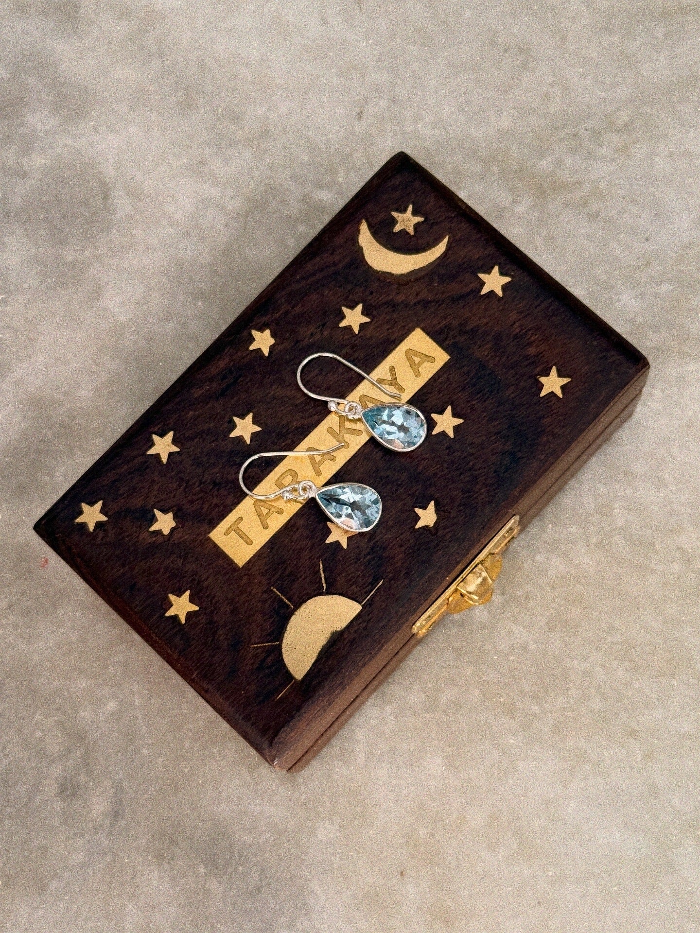 925 silver earrings with plain pear blue topaz stones