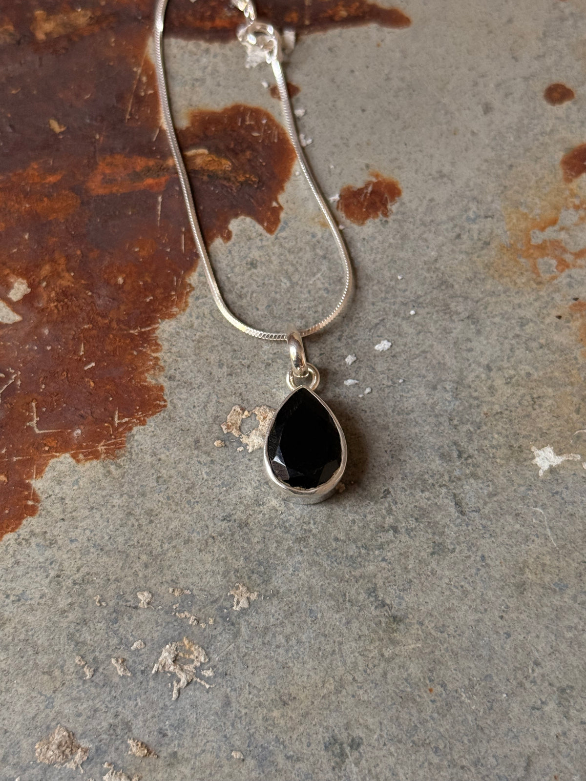 925 Sterling Silver Black Onyx Pear Unisex Pendant