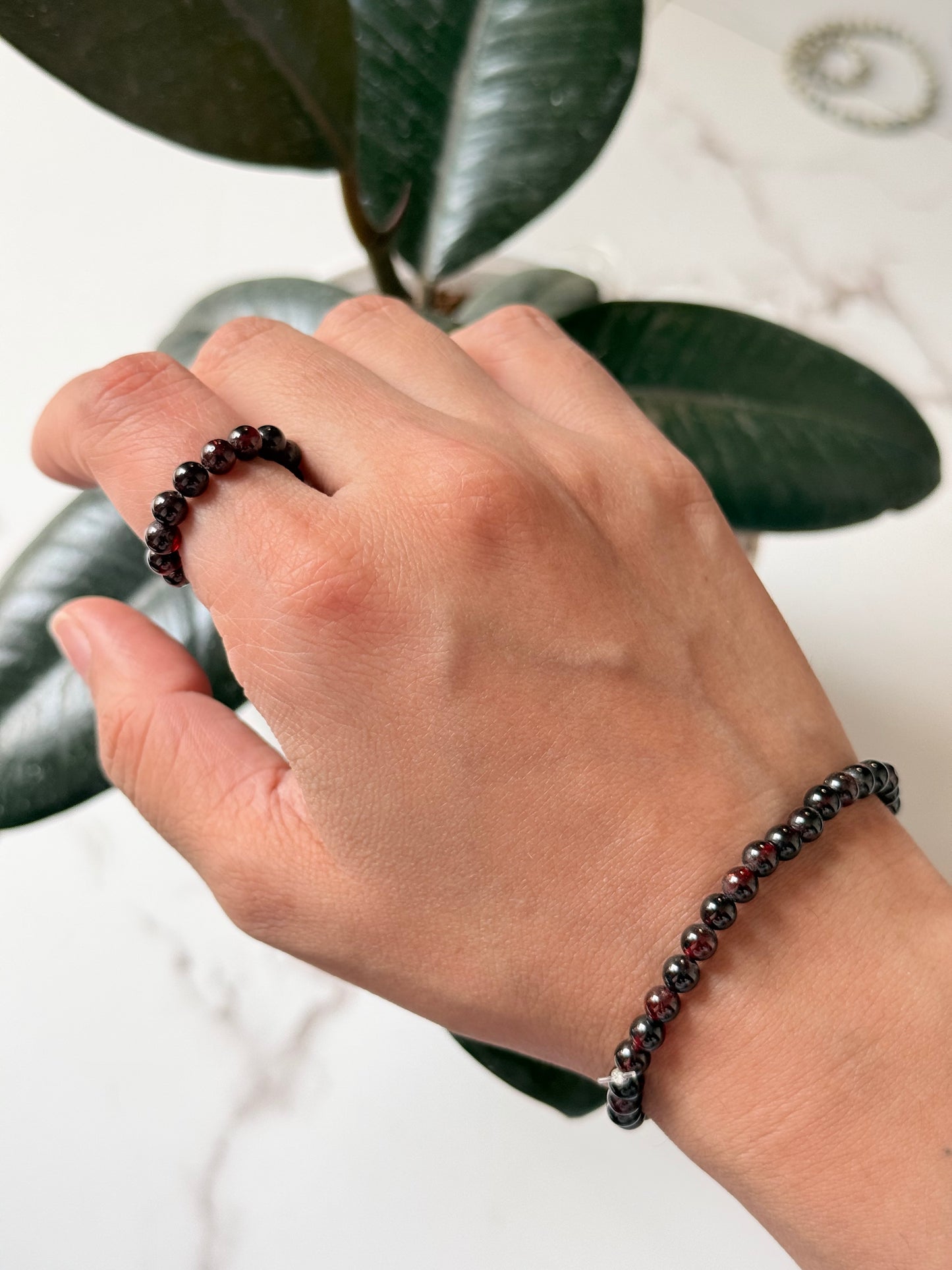 Natural Crystal Garnet 4mm Stretchy Rings