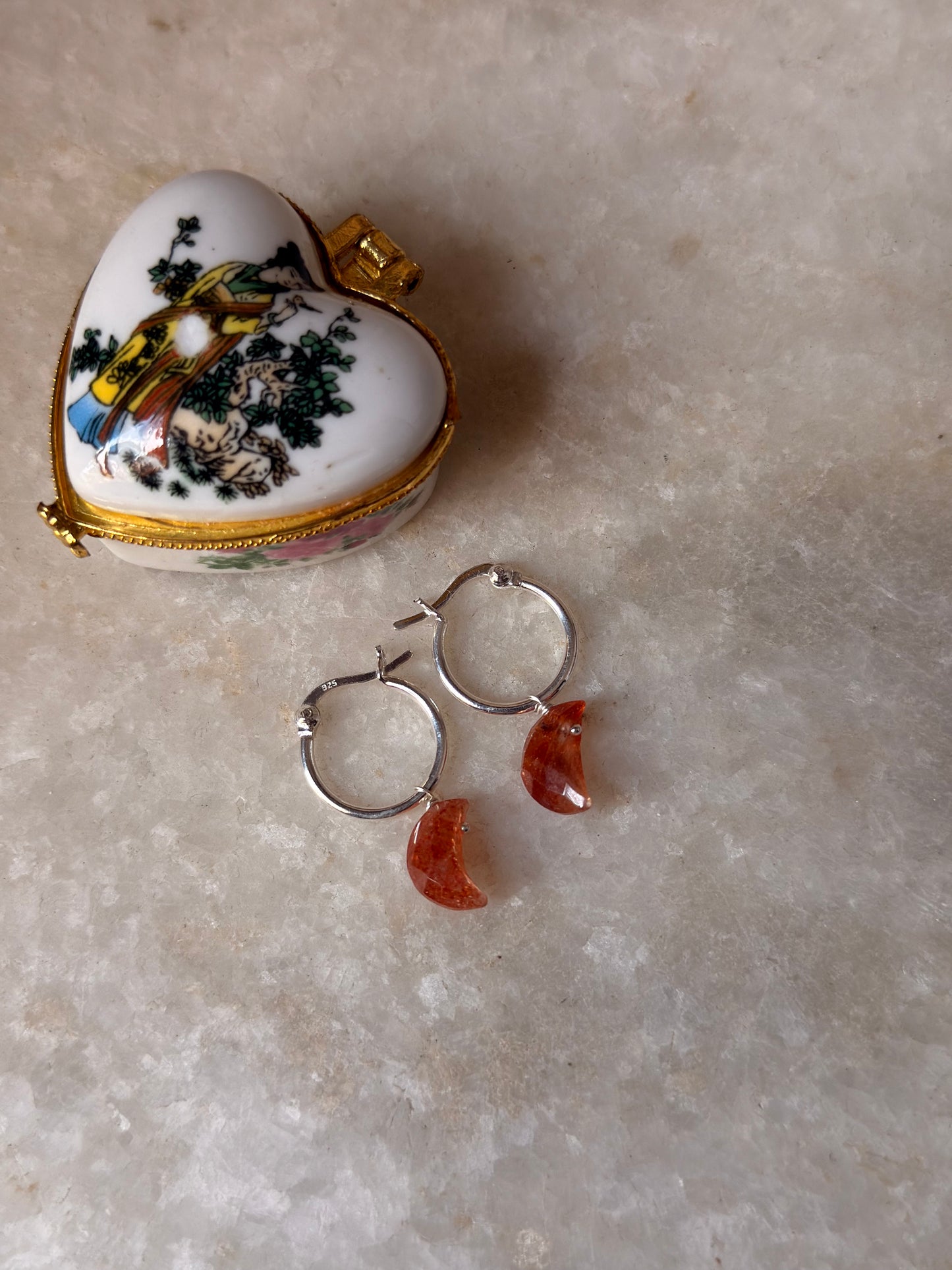 925 Sterling Silver Shiny Sunstone Crystal Moon Carved Charm Italian Hoops