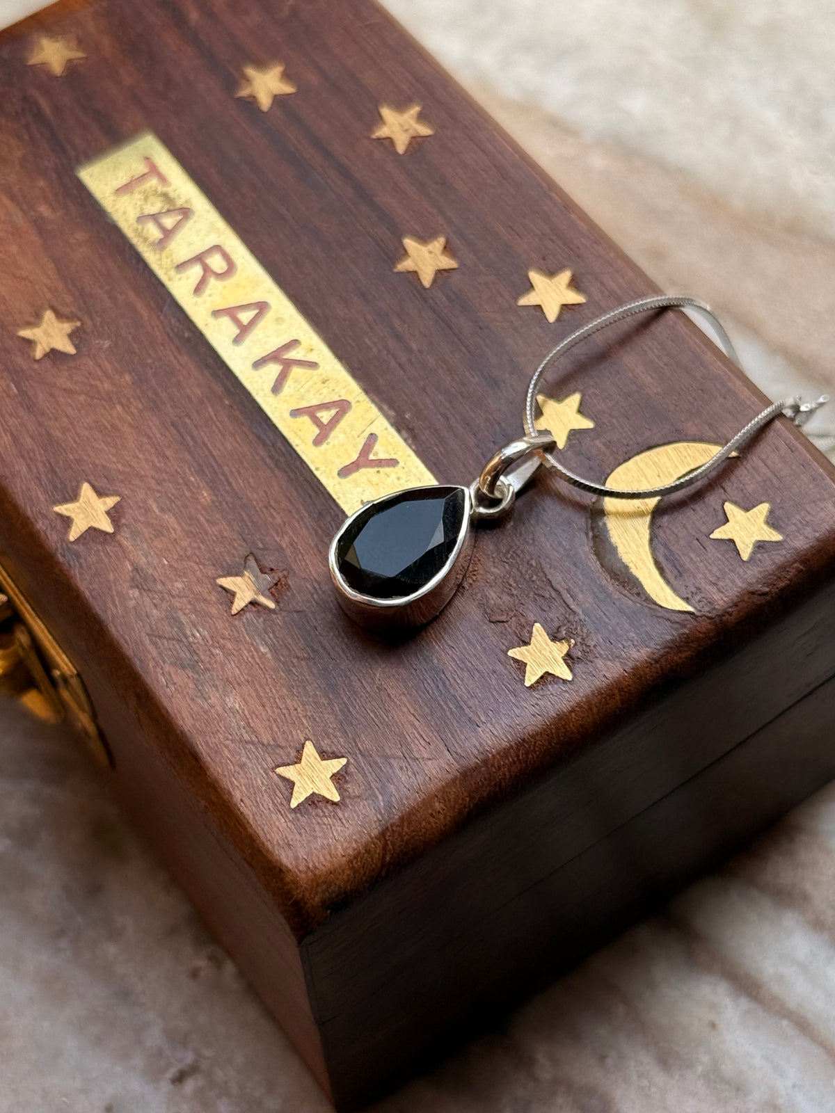 925 Sterling Silver Black Onyx Pear Unisex Pendant