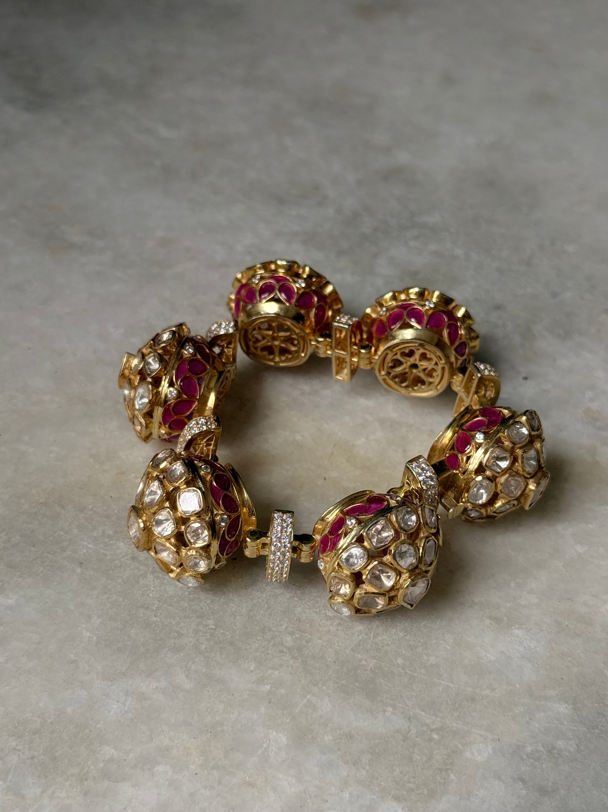 Elegant 925 Sterling Silver Gold Plated Antique Pink Kundan Statement Bracelet 