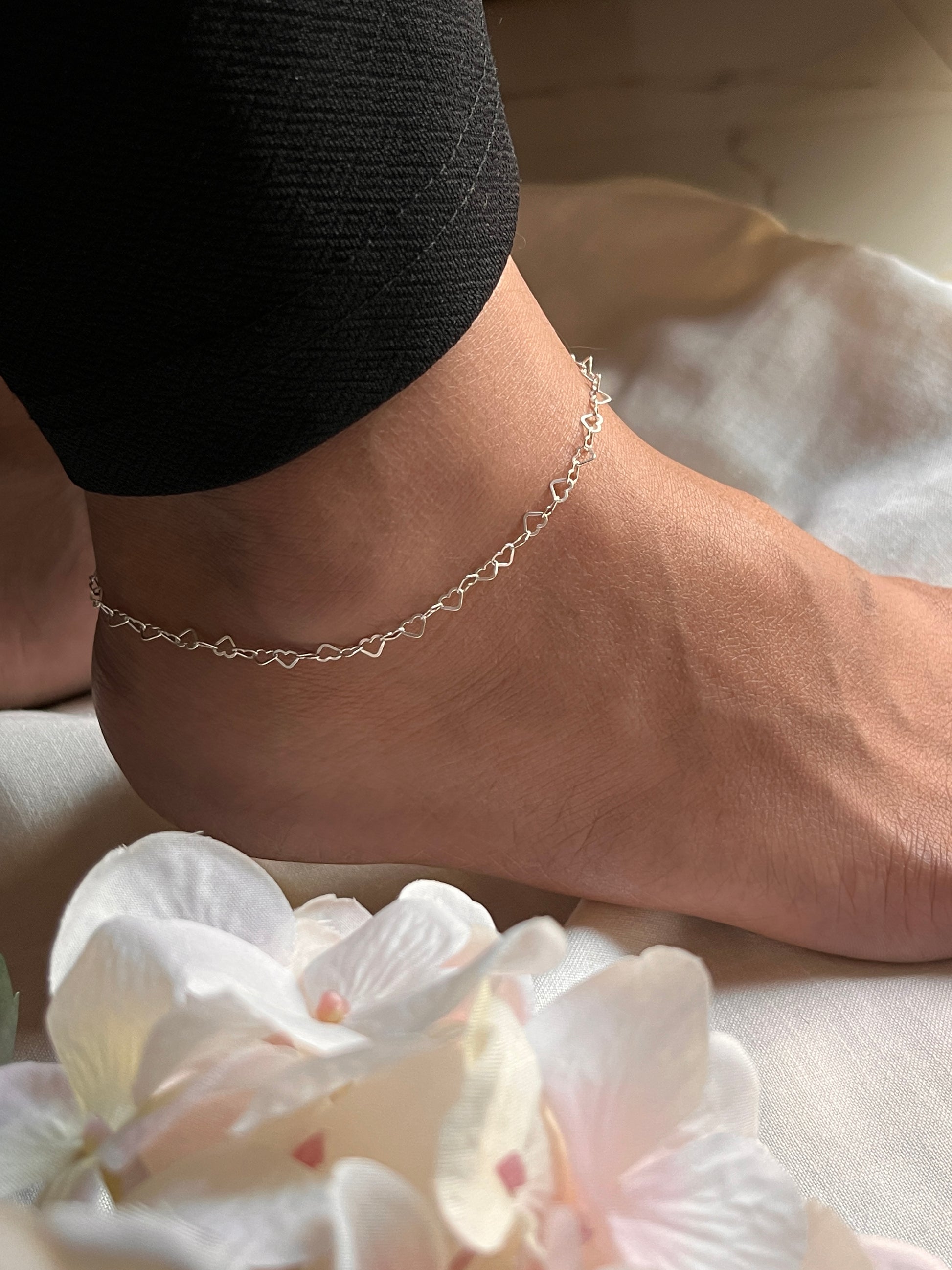 Pure silver anklet with linked heart-shaped charms
