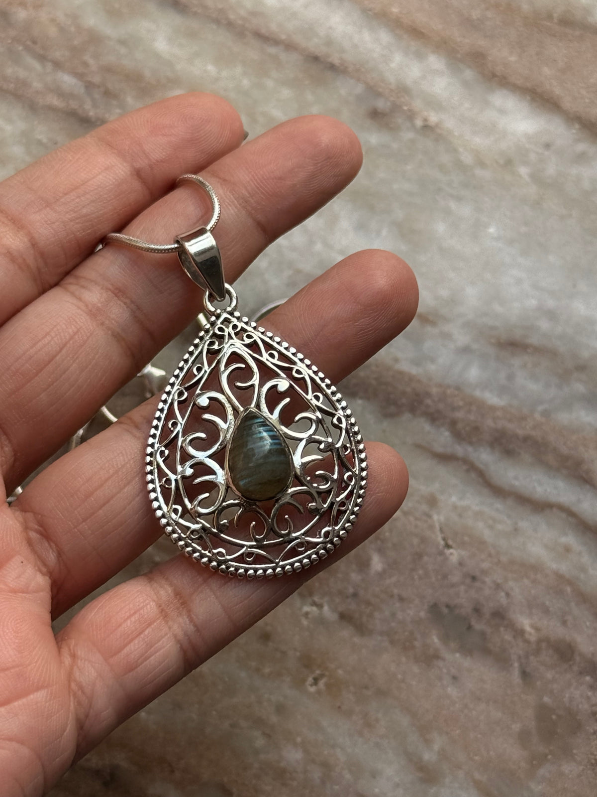 925 Sterling Silver Labradorite Filigree Work Handcrafted Pendant