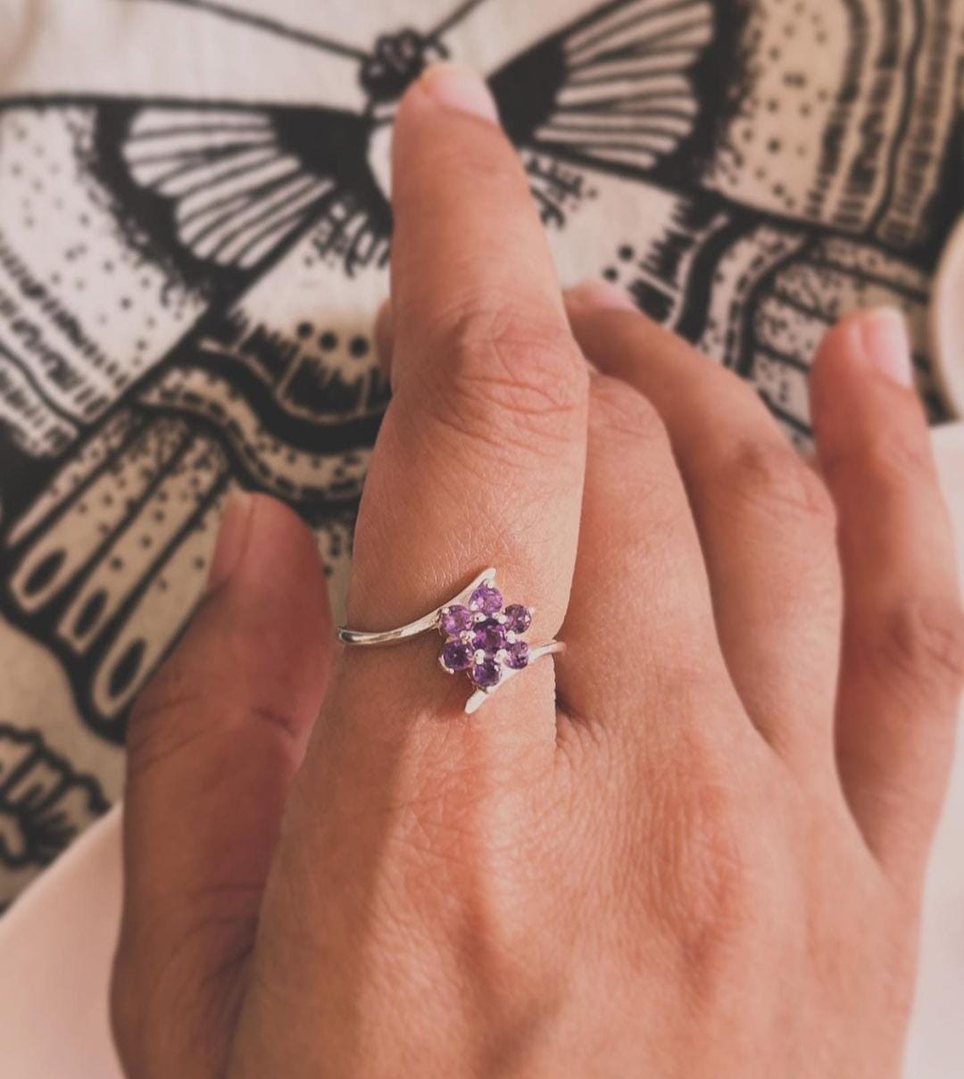 Silver Ring with a Flower Pattern and Amethyst Gemstone