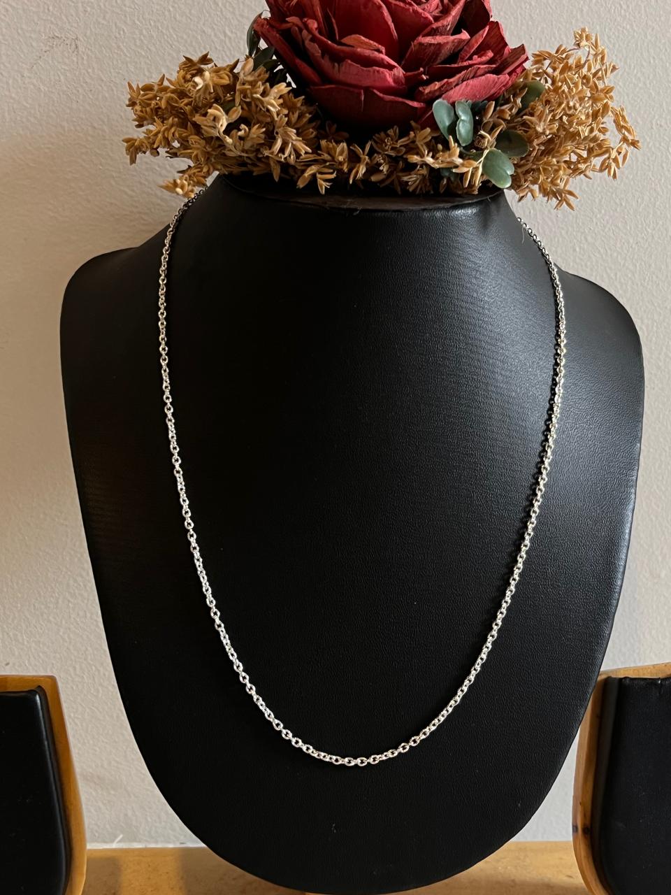 Elegant Cable Minimal Silver Chain Necklace