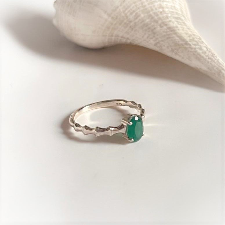 Elegant green onyx silver ring with a polished finish