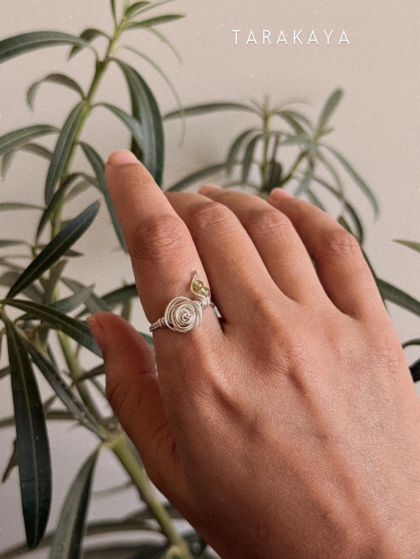 925 Sterling Silver Peridot Wire Wrapped Rose Handcrafted Ring