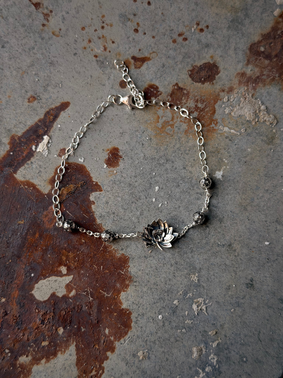 925 Sterling Silver Divine Lotus Ball Oxidised Finish Anklet