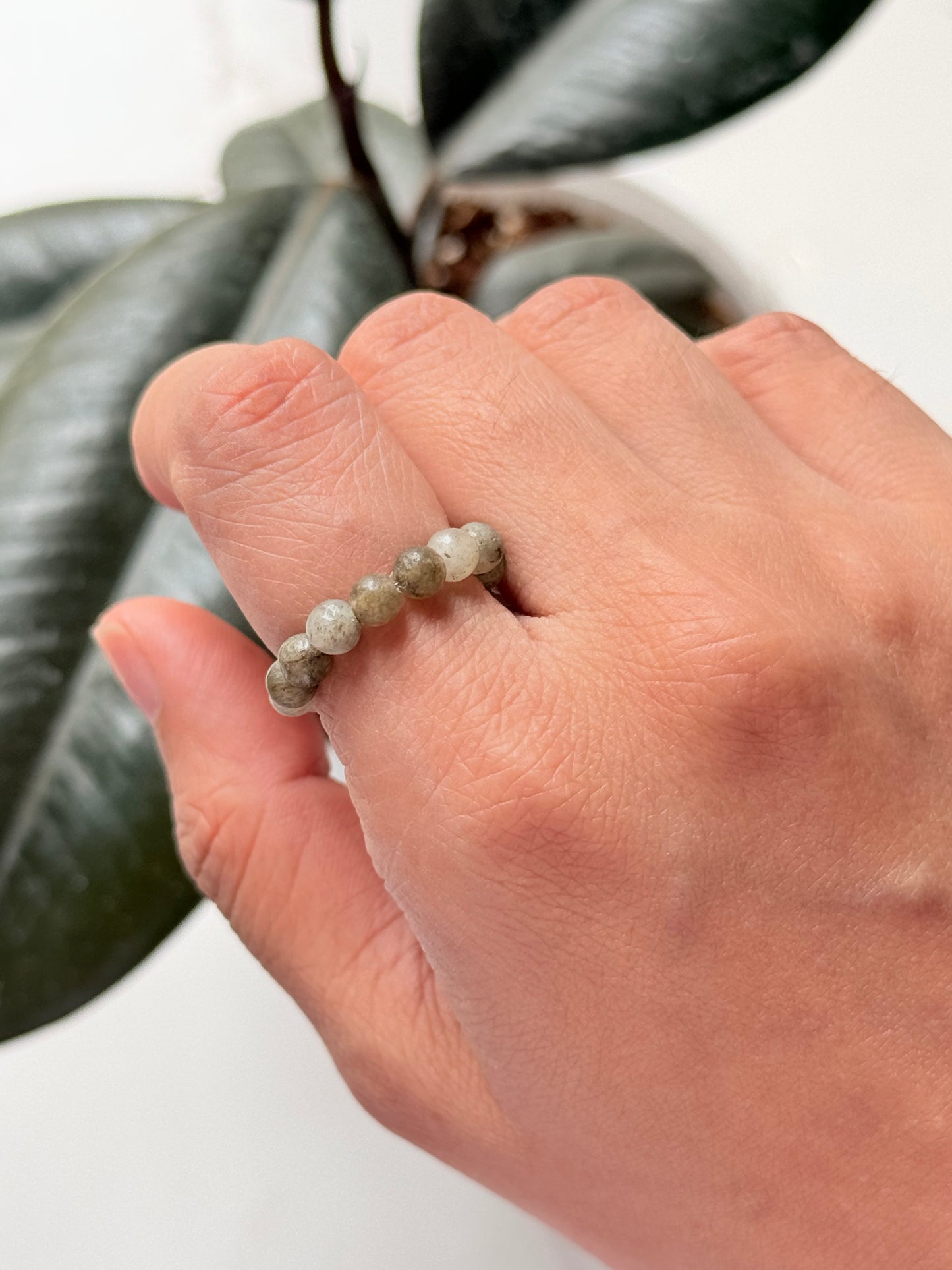 Natural Crystal Labradorite 4mm Stretchy Rings