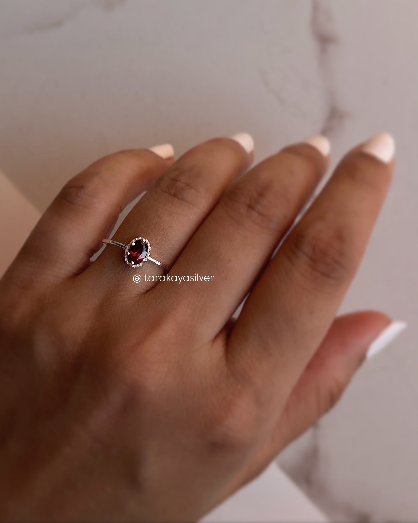 Classic Vintage Rhodolite Garnet Ring in 925 Silver