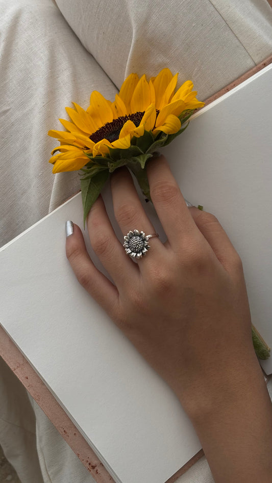 Big Sunflower Detailed 925 Sterling Silver Ring