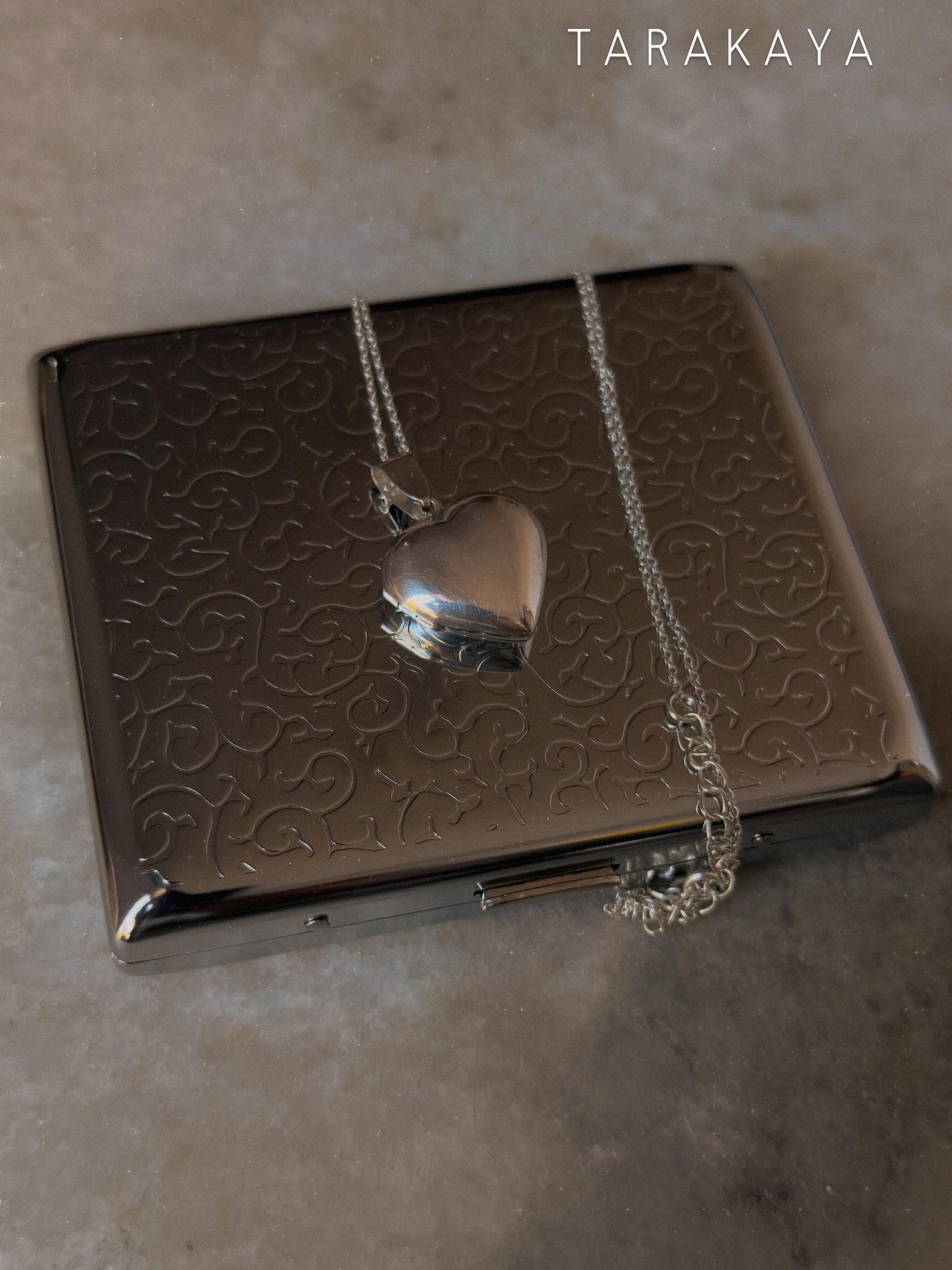 925 Sterling Silver Vintage ~ Classic Heart Photo Pendant
