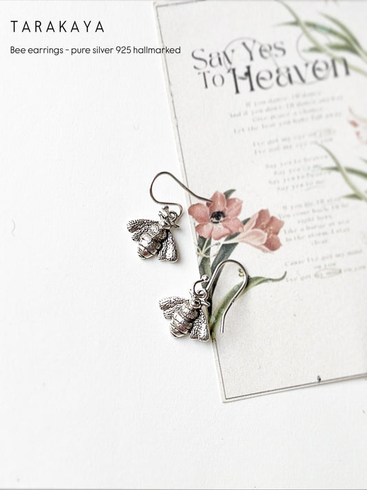 Pretty bee hook 925 sterling silver earrings  