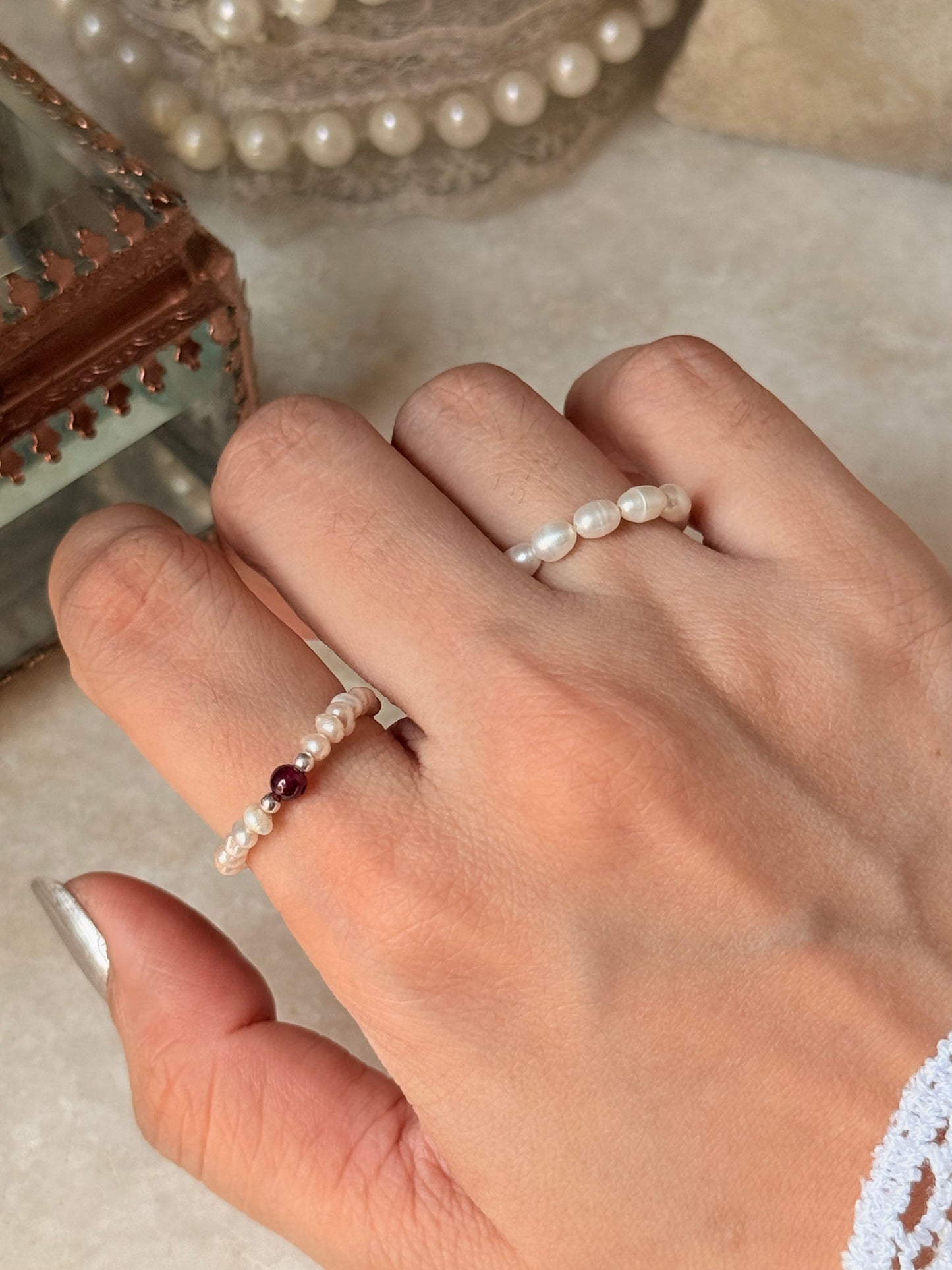 Natural Crystal Stretchy Shiny Basra Pearl & Garnet Silver Ball Rings