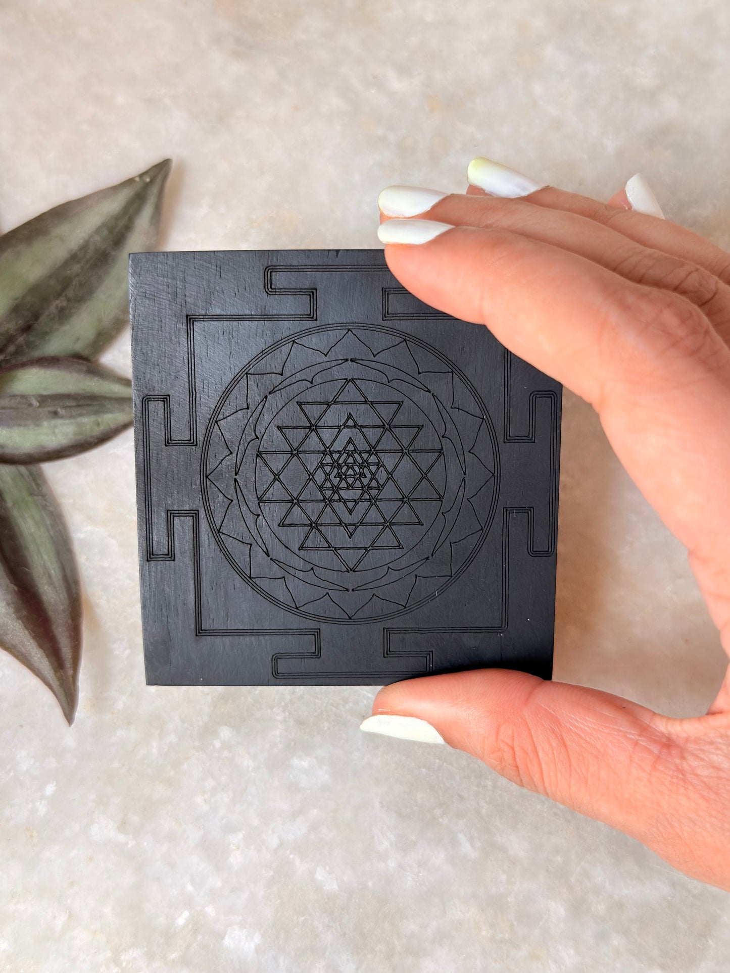 Black Plate Square - Shree Yantra For decor