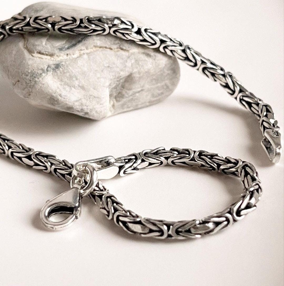 Silver Bracelet with Antique Patterned Detailing