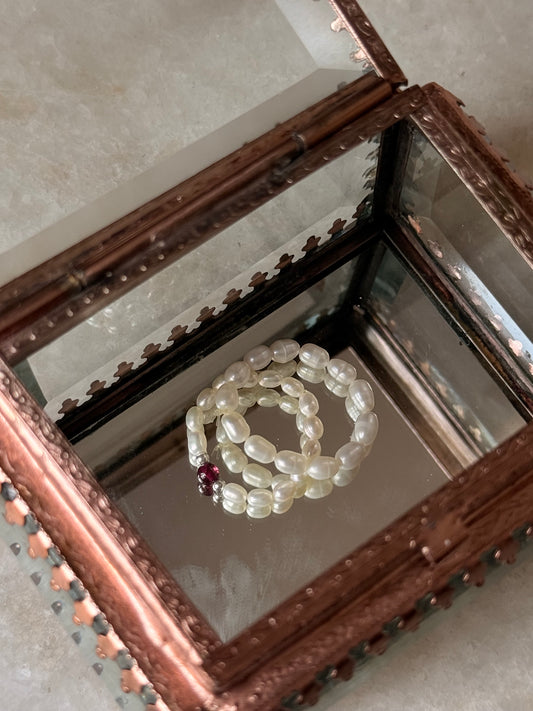 Natural Crystal Stretchy Fresh Water Pearl & Garnet Silver Ball Rings