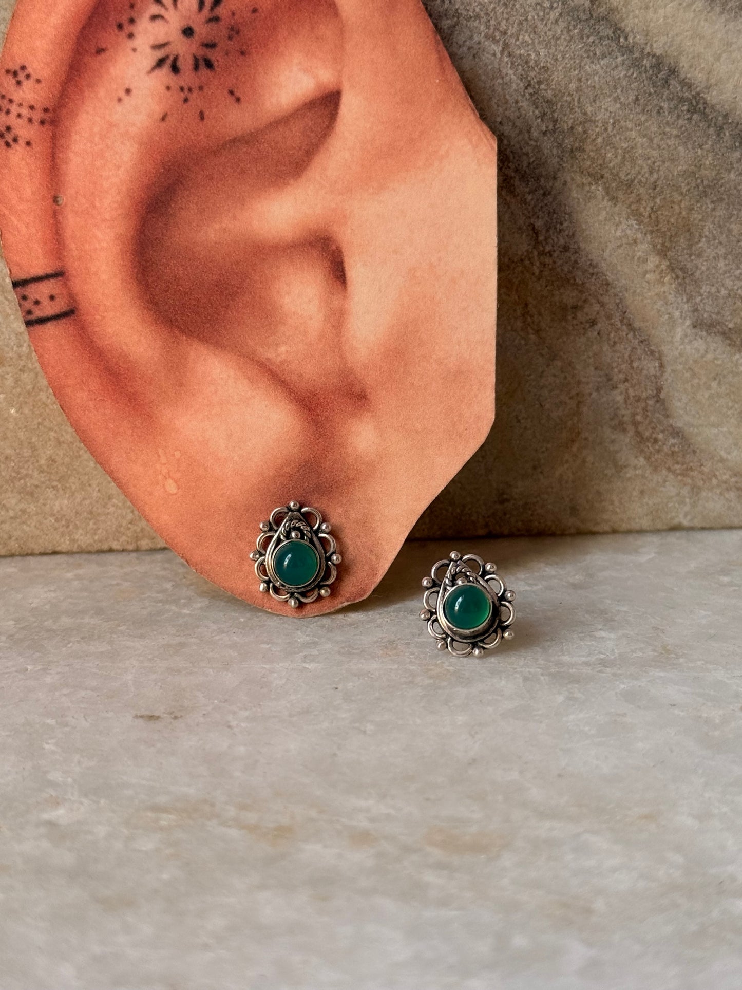 925 Sterling Silver Rawa Motif Green Onyx Earrings