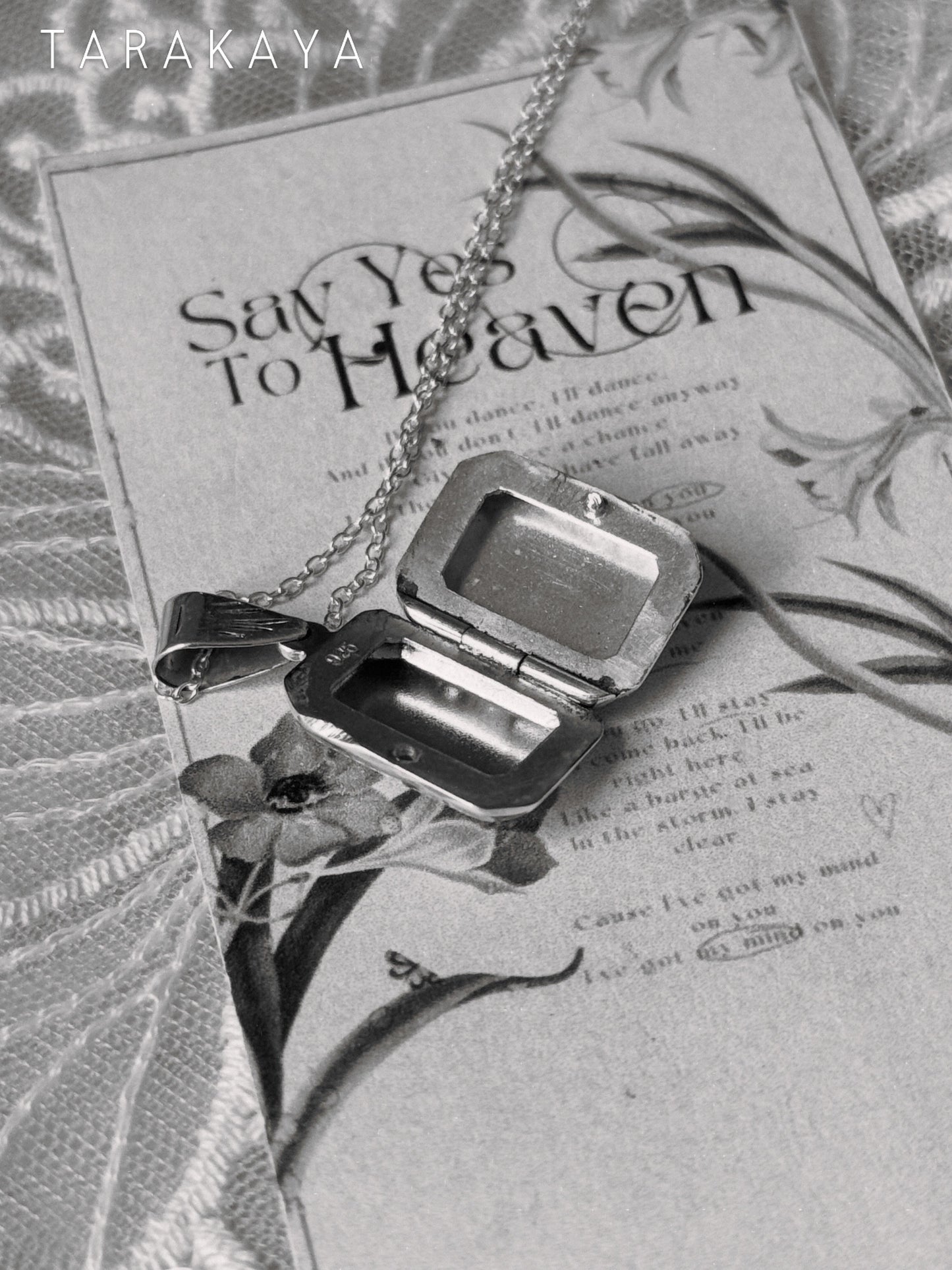 925 Sterling Silver Classic Rectangular Vintage Motifs Engraved Photo Pendant