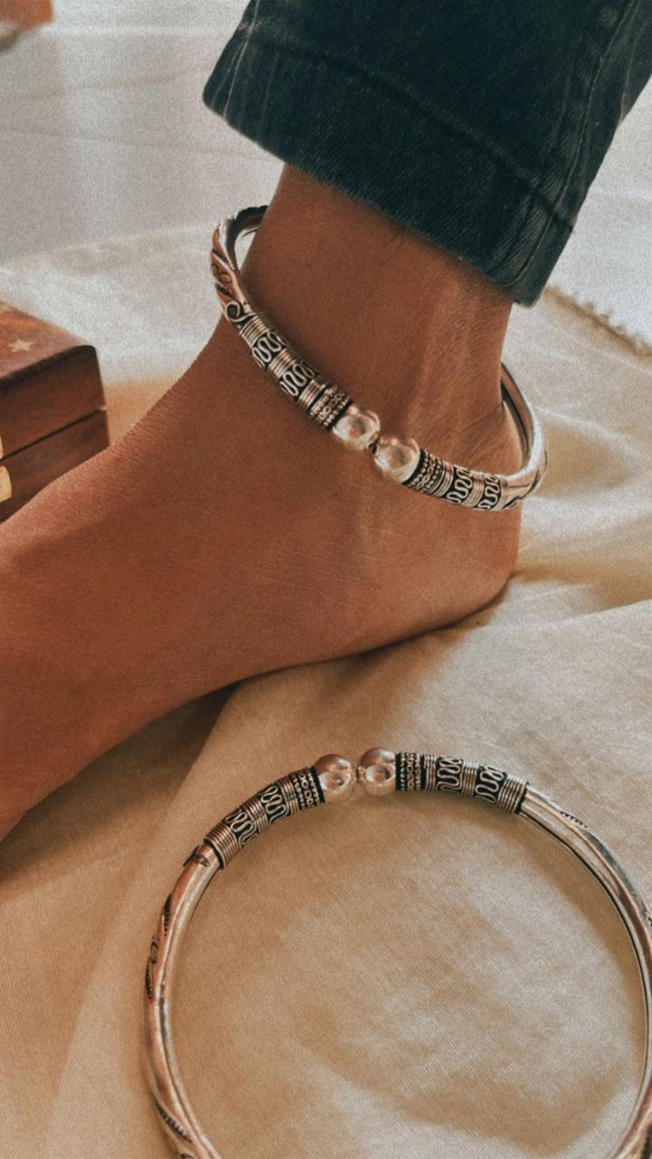 Leg Kada - Design 2 with Intricate Silver Craftsmanship