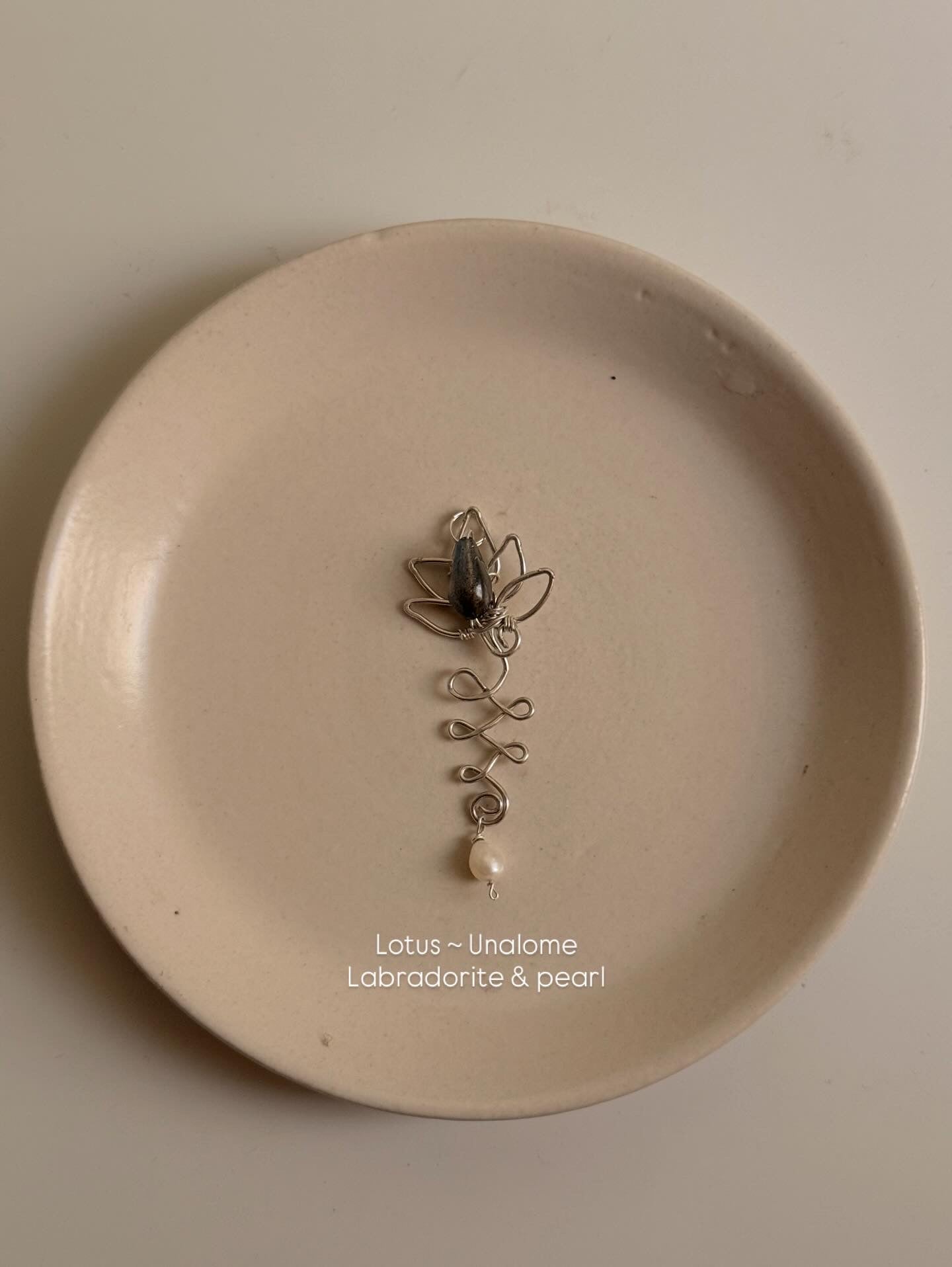 925 Sterling Silver Lotus Unalome - Labradorite & Pearl Wire Wrapped Handcrafted Pendant