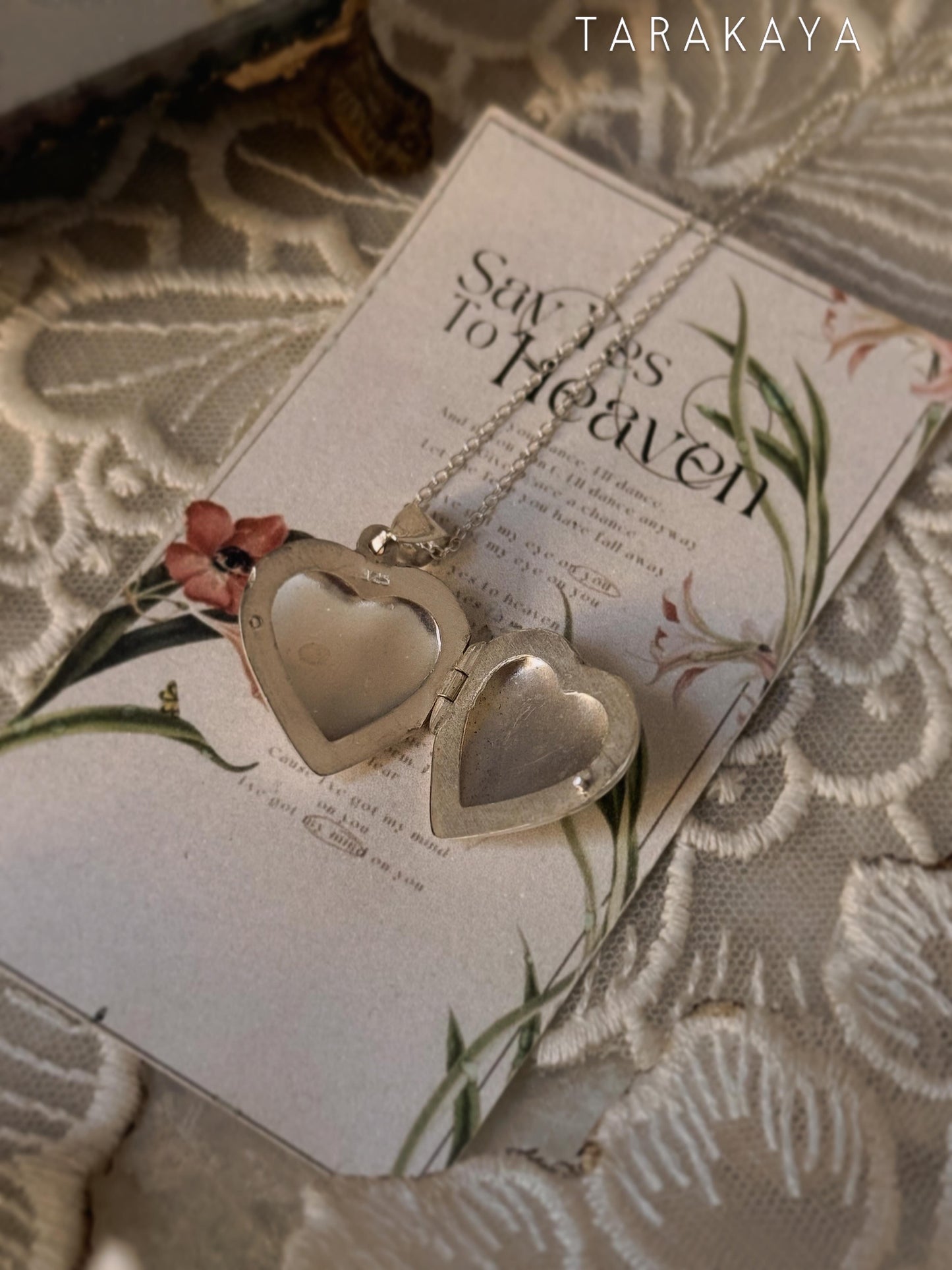 925 Sterling Silver Vintage ~ Classic Heart Photo Pendant
