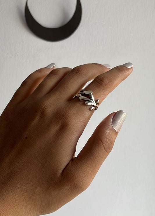 Handcrafted Molten Leaf 925 Sterling Silver Ring with Unique Textured Detailing