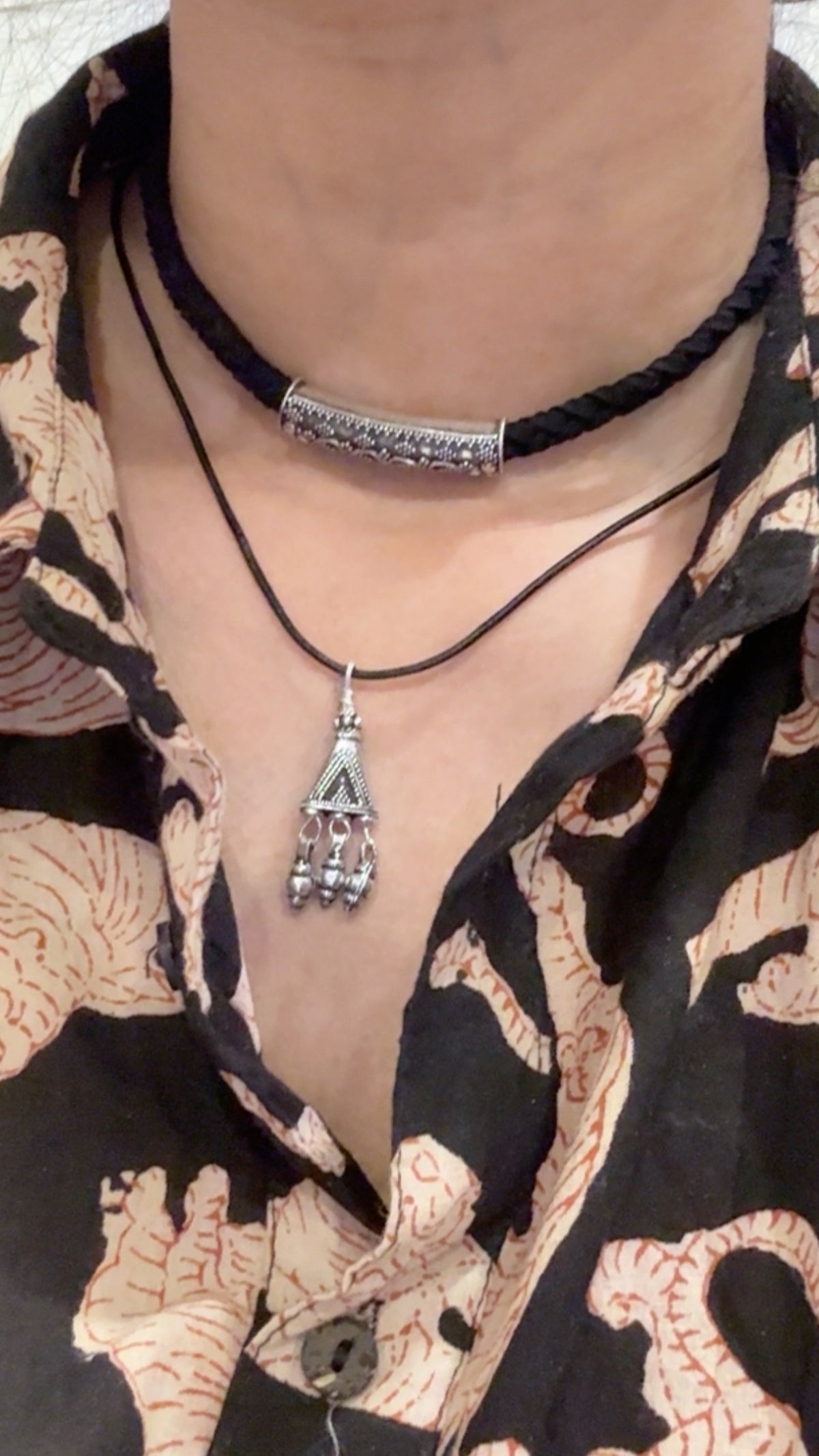 925 Sterling Silver Black Leather Cord Knot Mandali Choker Necklace
