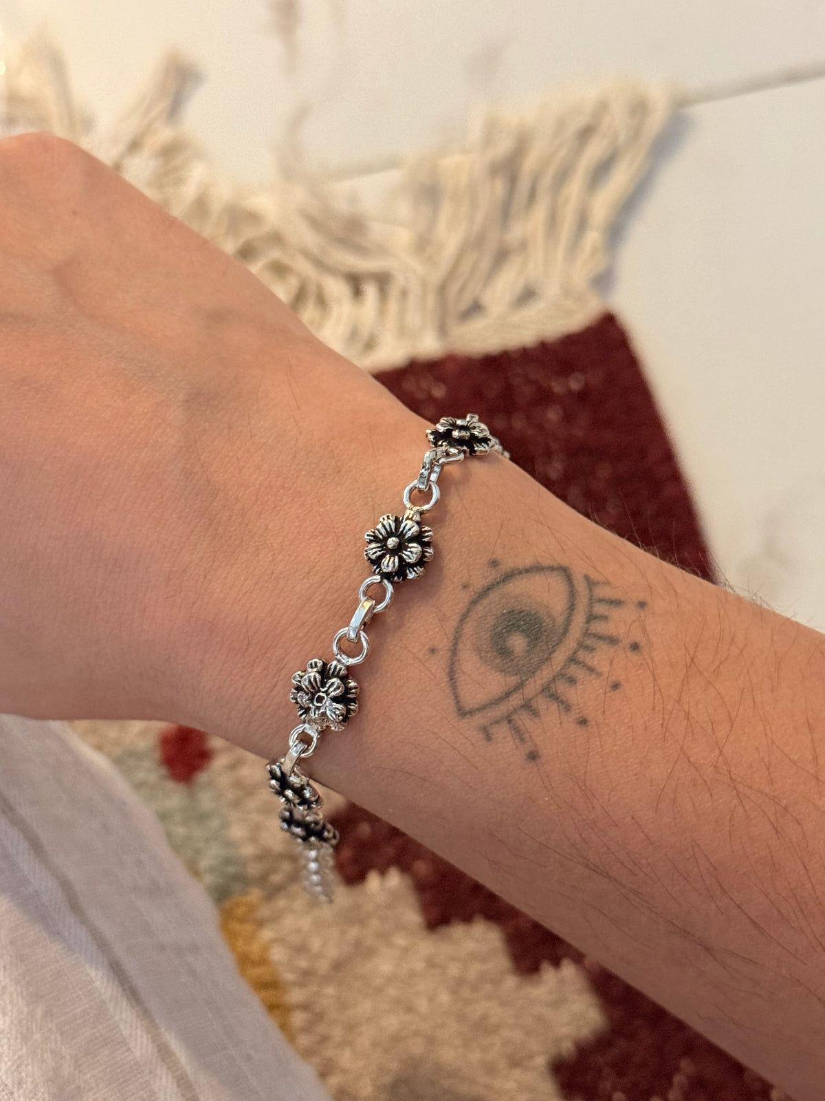 925 Sterling Silver Antique Style Small Flower Bracelet