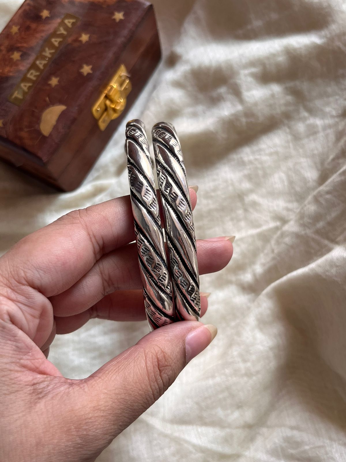 Leg Kada in Pure Silver for Unique and Traditional Appeal