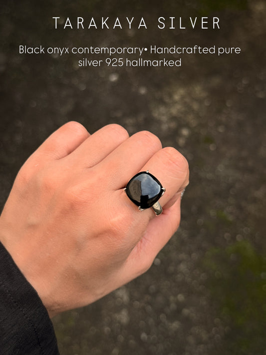 925 Sterling Silver Black Onyx Square Prong Setting Contemporary Style Ring