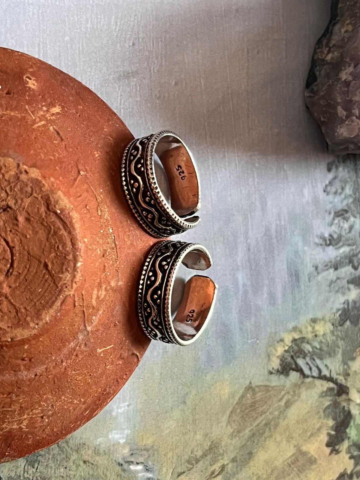 Antique tribal wavy Rawa toe ring in pure sterling silver.