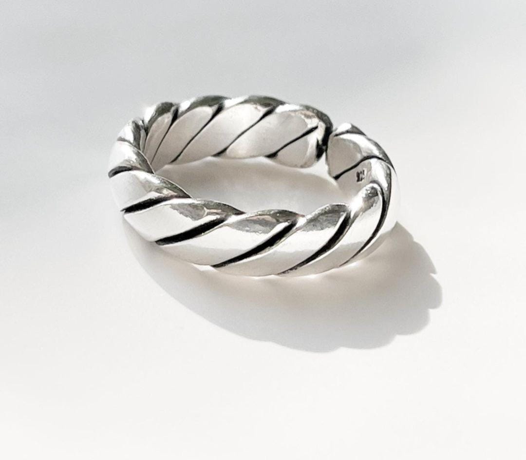 Line Band Silver Ring for Modern and Sophisticated Look