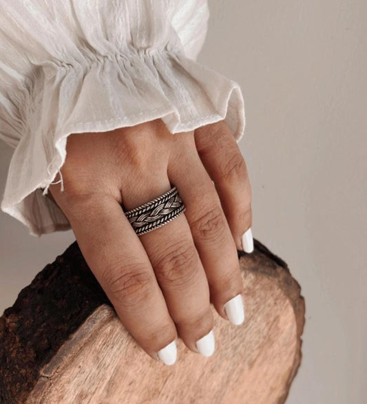 Stylish tribal braided band ring in sterling silver