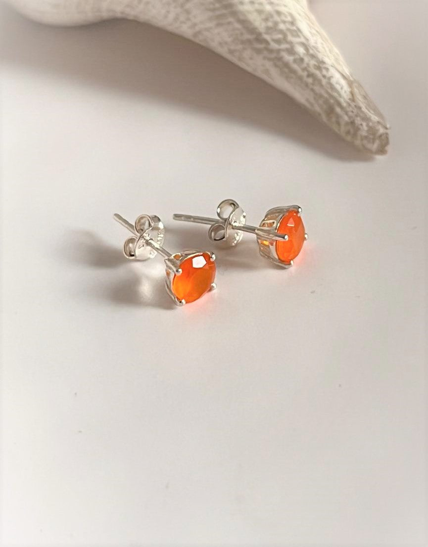 Carnelian 6mm round silver studs with smooth finish