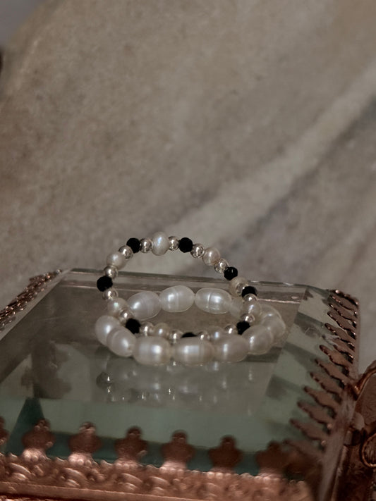Natural Crystal Stretchy Shiny Basra Pearl & Black Spinel Silver Ball Rings