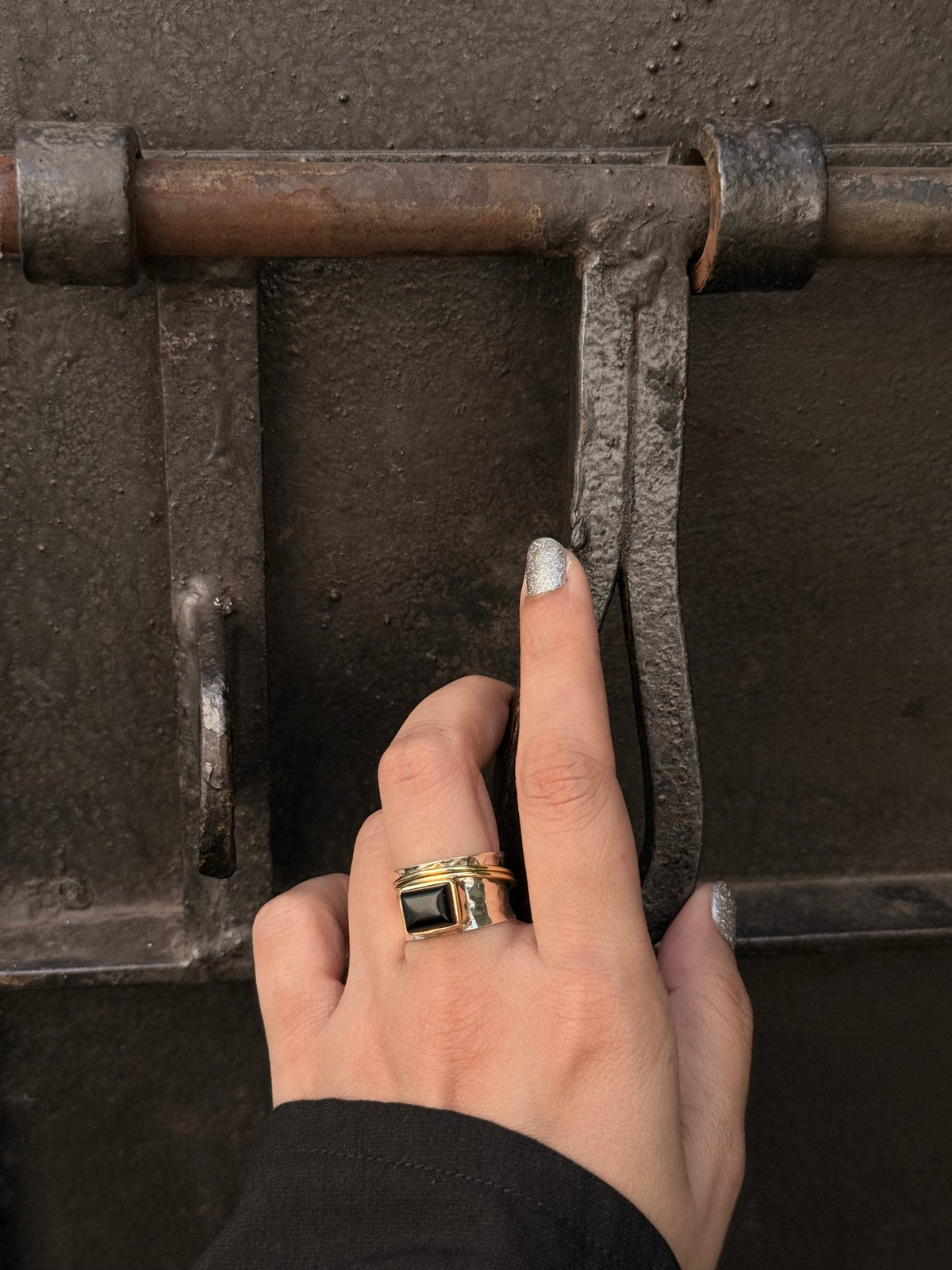925 Sterling Silver Black Onyx Spinner Dual Tone Rustic Ring