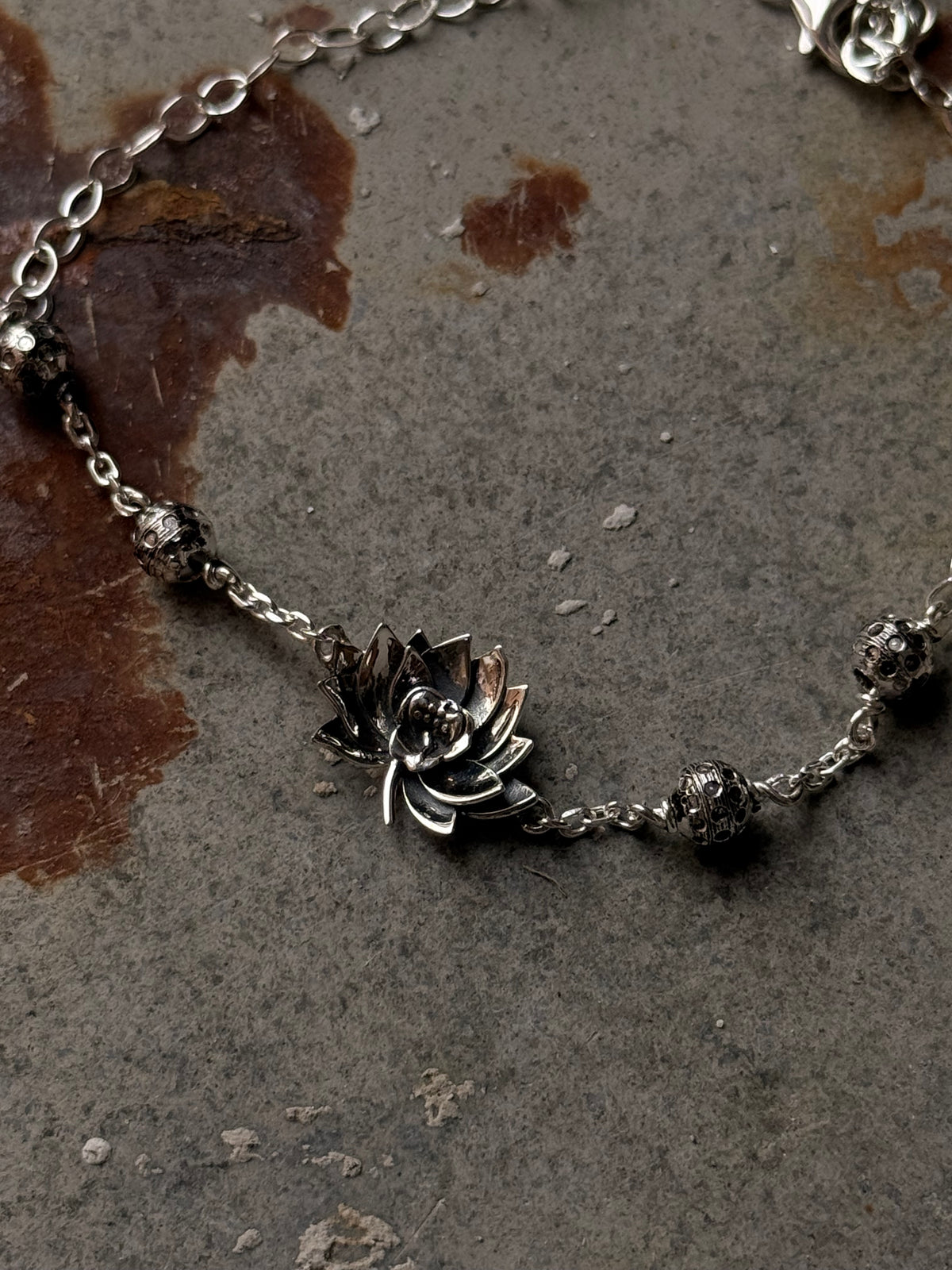 925 Sterling Silver Divine Lotus Ball Oxidised Finish Anklet