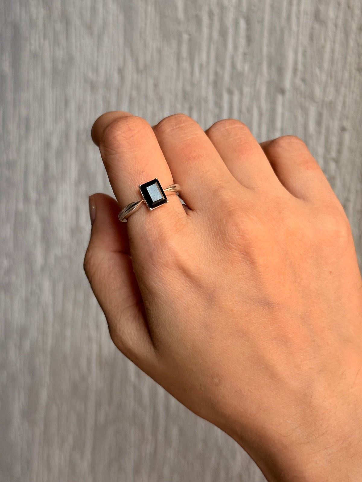 925 Sterling Silver Black Onyx Rectangle Contemporary Style Ring