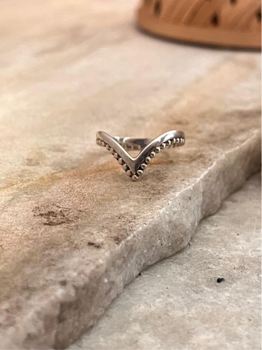 V Rawa Stackable 925 Sterling Silver Ring