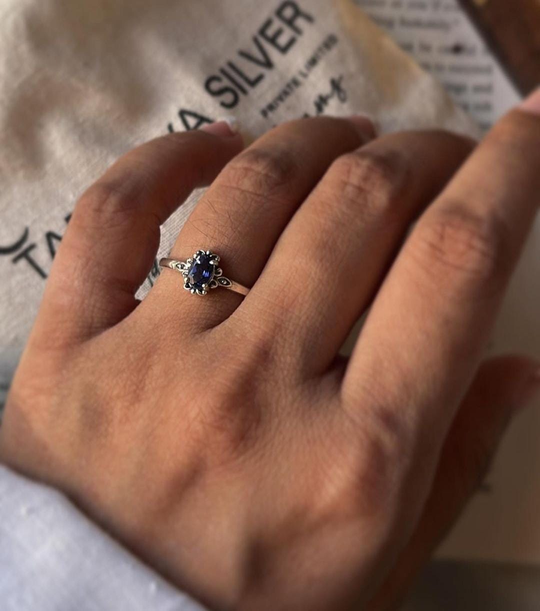 925 sterling silver Iolite ring with Victorian detailing