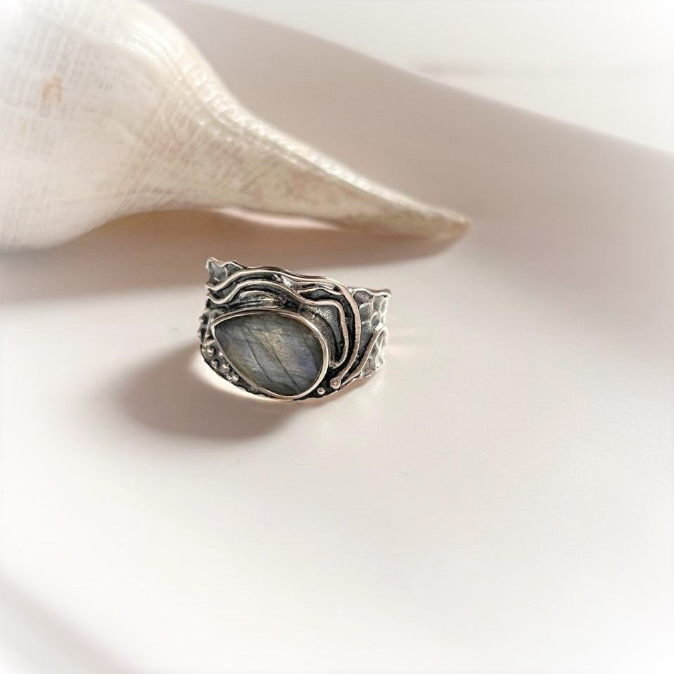 Labradorite Pear Silver Ring with Rustic Vintage Look